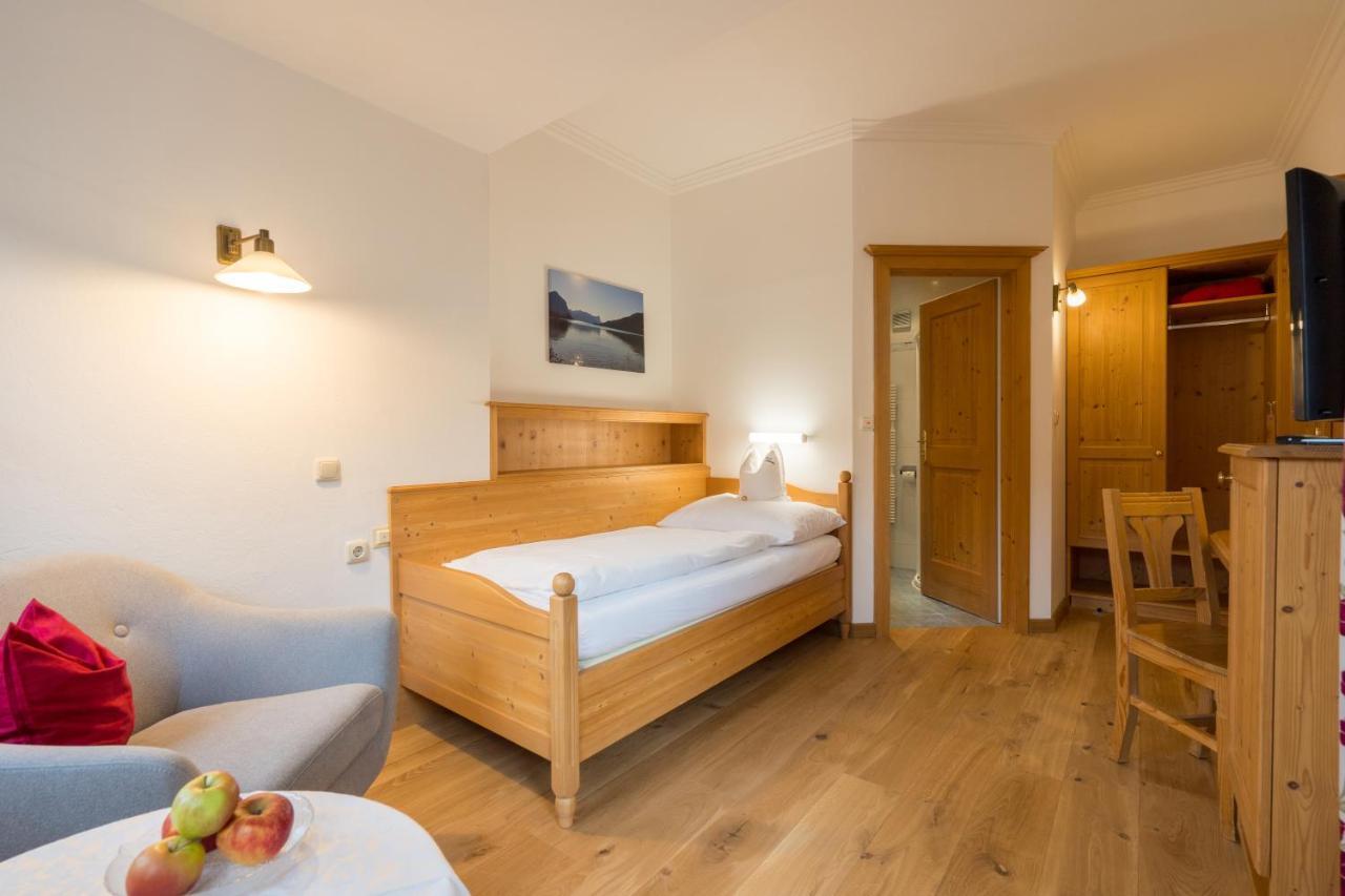 Hotel-Garni Schernthaner Sankt Gilgen Dış mekan fotoğraf